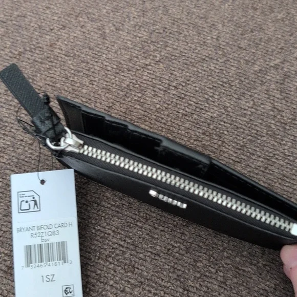 NWT DKNY Black Textured Bifold Mini Wallet - Picture 4 of 7